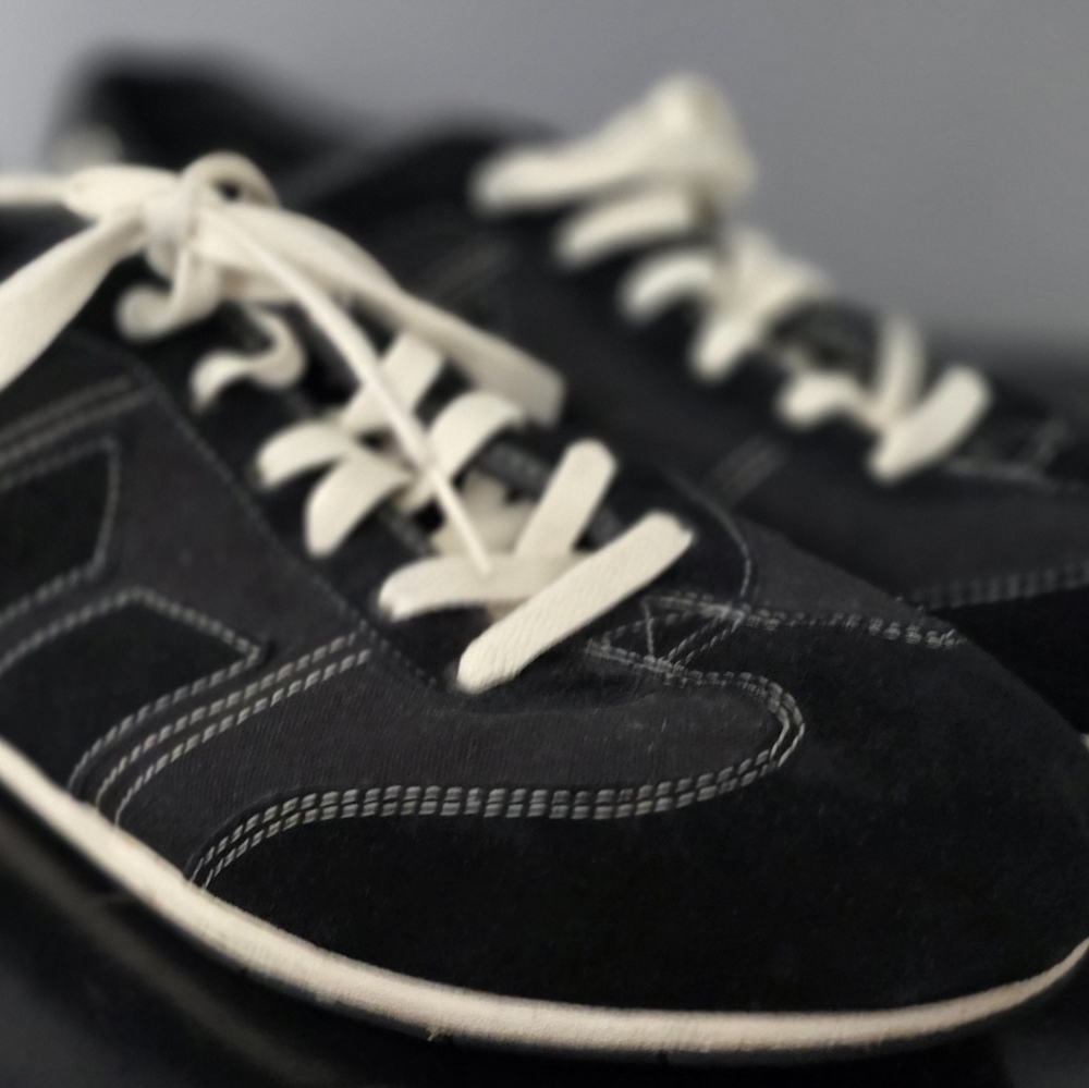 Macbeth Collection by Margaret Josephs Black Athletic Shoes